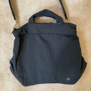 NWT lululemon On My Level Bag